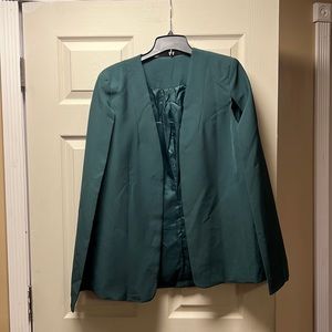Mistletoe green cape blazer with lining. 1xl Worn once. GORGEOUS!!!!